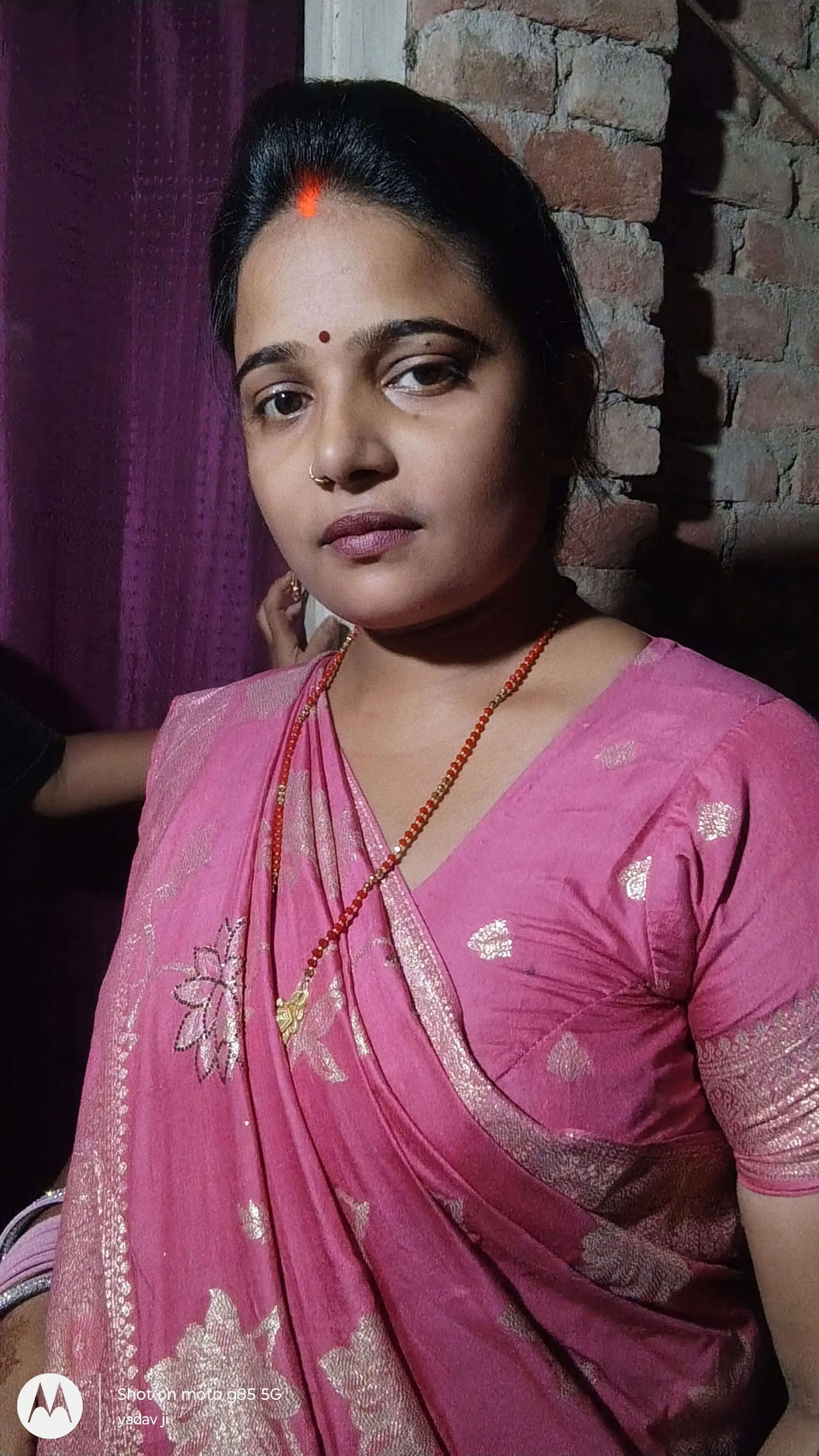 सुलतानपुर में फंदे पर लटका मिला विवाहिता का शव, पुलिस कर रही जांच
