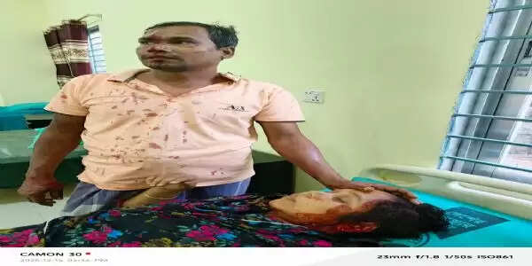 बांग्लादेश : काशिमपुर में किराएदार परिवार पर बर्बर हमला, तीन घायल