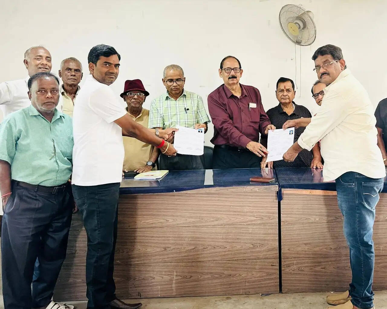 मध्यदेशीय वैश्य समिति अध्यक्ष पद के चुनाव की प्रक्रिया शुरू, दो प्रत्याशियों ने भरा नामांकन