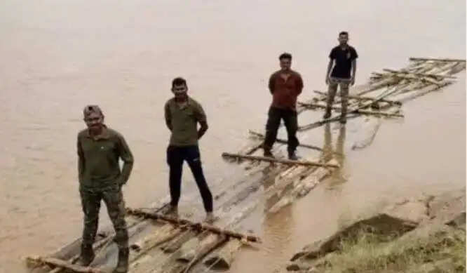 तीन राज्यों की सीमा से जुड़े इंद्रावती टाइगर रिजर्व की पेट्रोलिंग बांस की नावों से होगी