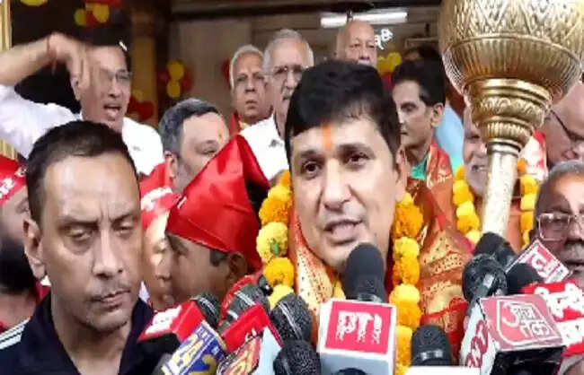 हनुमान जन्मोत्सव पर शोभा यात्रा आयोजित, साैरभ भारद्वाज ने श्रद्धालुओं का जताया आभार