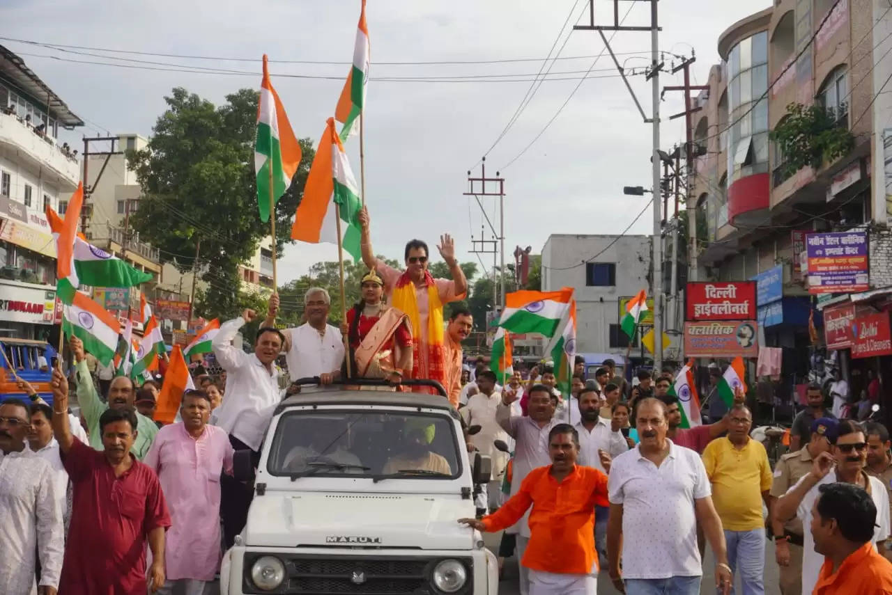 ऋषिकेश में तिरंगा यात्रा में सांसद त्रिवेंद्र रावत बाेेले- जन-जन को राष्ट्रवाद से जोड़ेगा हर घर तिरंगा अभियान