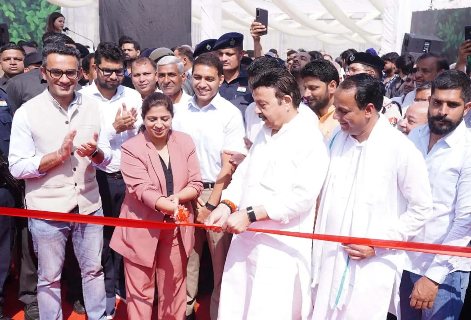 गुरुग्राम: 24 मीटर सडक़ खुली तो सात हजार लोगों की राह से दूर हुई बाधा