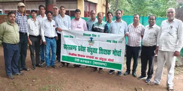 एक शिक्षक के भरोसे चल रहा कई स्कूलों का पठन-पाठन : अमीन