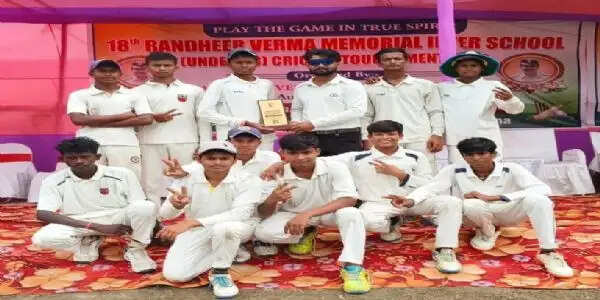 51 रन पर सिमटी सीएबी, 3.5 ओवर में लक्ष्य हासिल कर क्वार्टरफाइनल में पहुंची स्टार एकादश