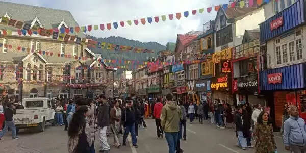 नए साल से पहले हिमाचल के ऊंचे इलाकों में बर्फबारी, शिमला-मनाली में भी हिमपात की उम्मीद