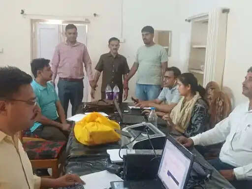 शहडोल: ब्योहारी तहसील में सहायक लेखापाल 75 हजार रुपये की रिश्वत लेते गिरफ्तार