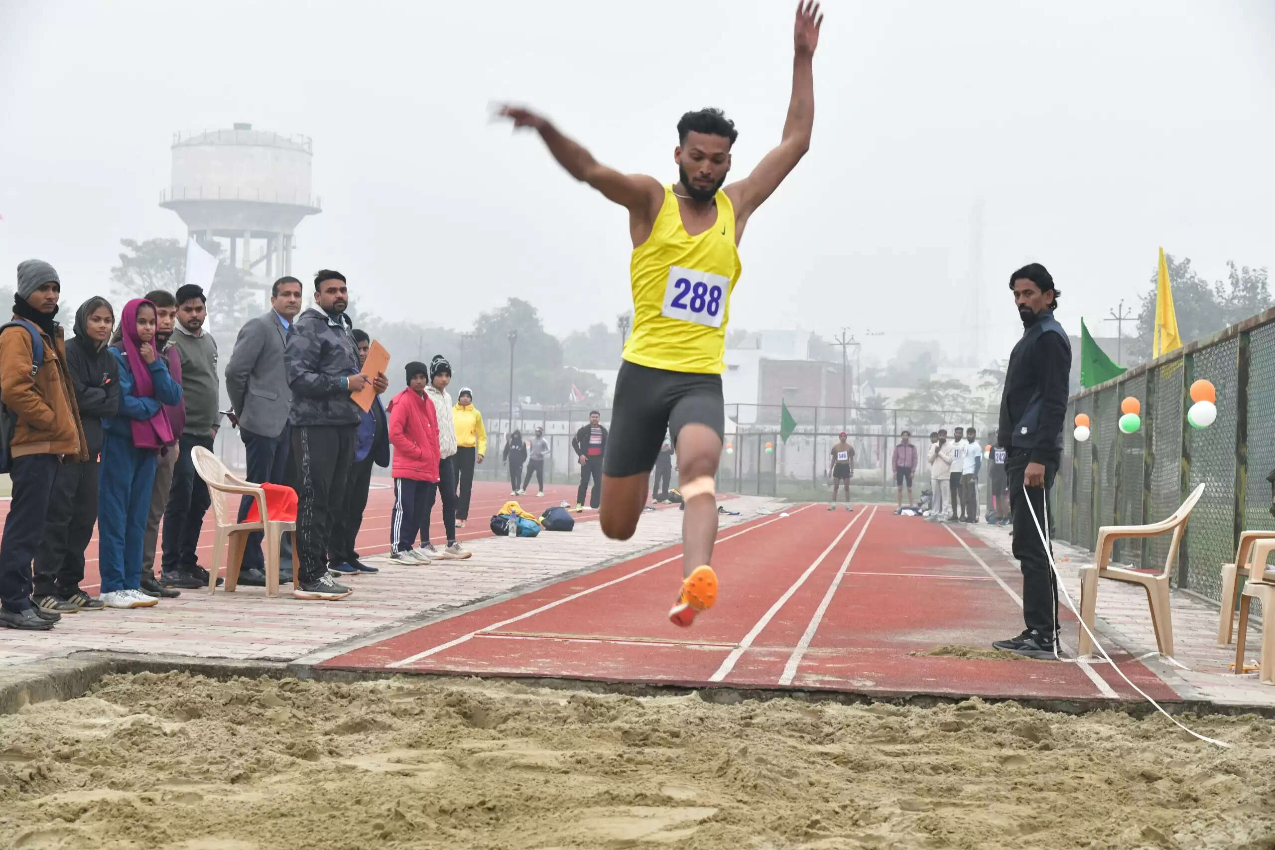 एमजेपीआर विश्वविद्यालय में 50वीं अंतर महाविद्यालयी एथलेटिक्स प्रतियोगिता में खिलाड़ियाें ने जीते पदक