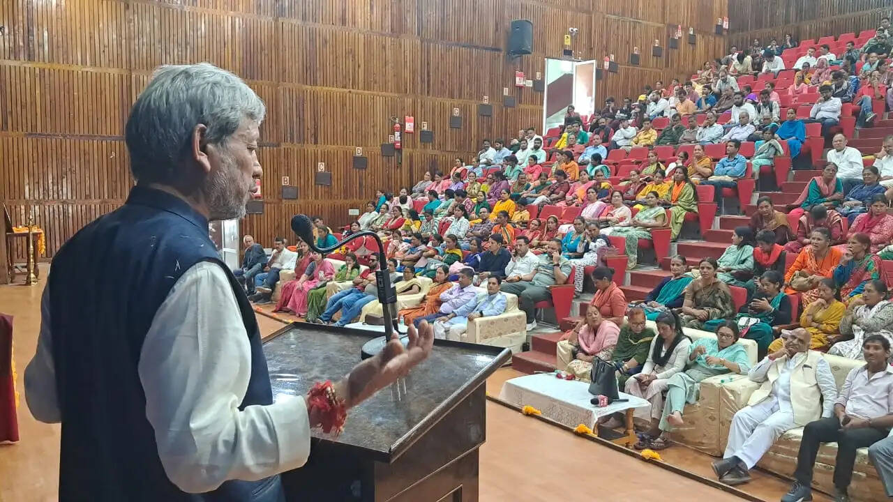भाजपा के राष्ट्रीय उपाध्यक्ष तीरथ का पौड़ी में अभिनंदन