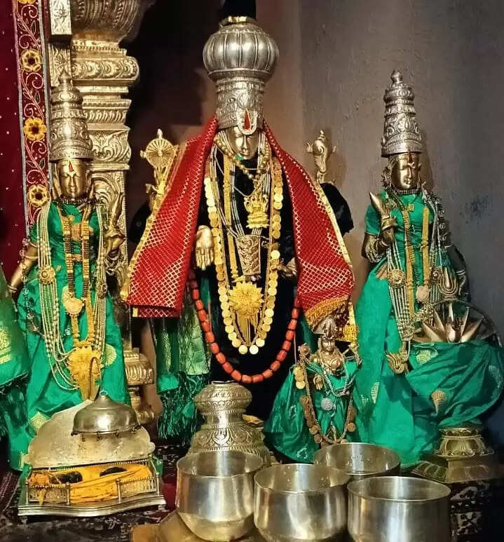 वेंकटेश्वर मंदिर में धूमधाम से मनाया जा रहा धनुर्मास व्रतोत्सव