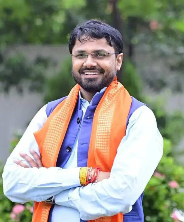 युवा कांग्रेस के चुनाव में बाहरी लोगों से फर्जी मतदान कराना बेहद शर्मनाक : राहुल टिकरिहा