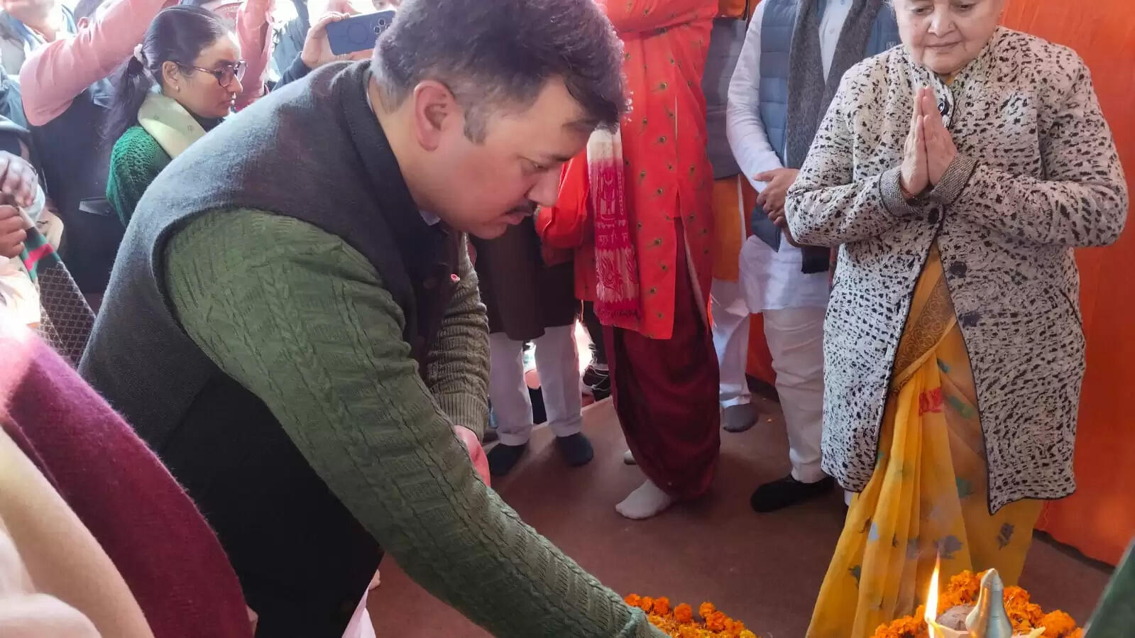 माघ मेला में संघ की 100 वर्ष की यात्रा को लेकर लगाई गई प्रदर्शनी बनी आकर्षण का केंद्र