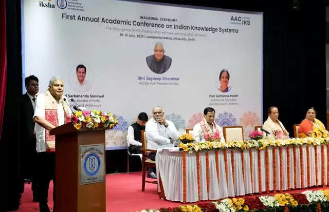 उपराष्ट्रपति ने भारत की बौद्धिक विरासत को वैश्विक संदर्भ में सराहा