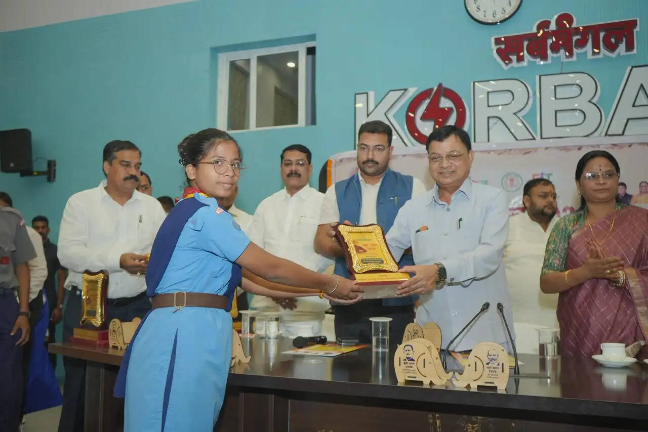 कोरबा में उद्योग मंत्री लखन लाल देवांगन ने राजीव गांधी ऑडिटोरियम के नवीनीकरण के लिए 2 करोड़ की घोषणा की
