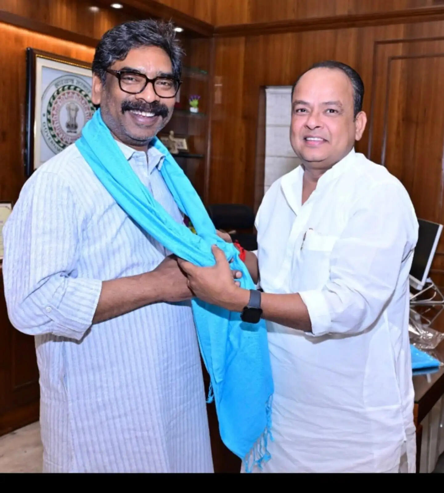 मुख्यमंत्री हेमंत सोरेन और स्वास्थ्य मंत्री डॉ. इरफान अंसारी की मुलाकात, विकास व स्वास्थ्य सेवाओं पर हुई चर्चा
