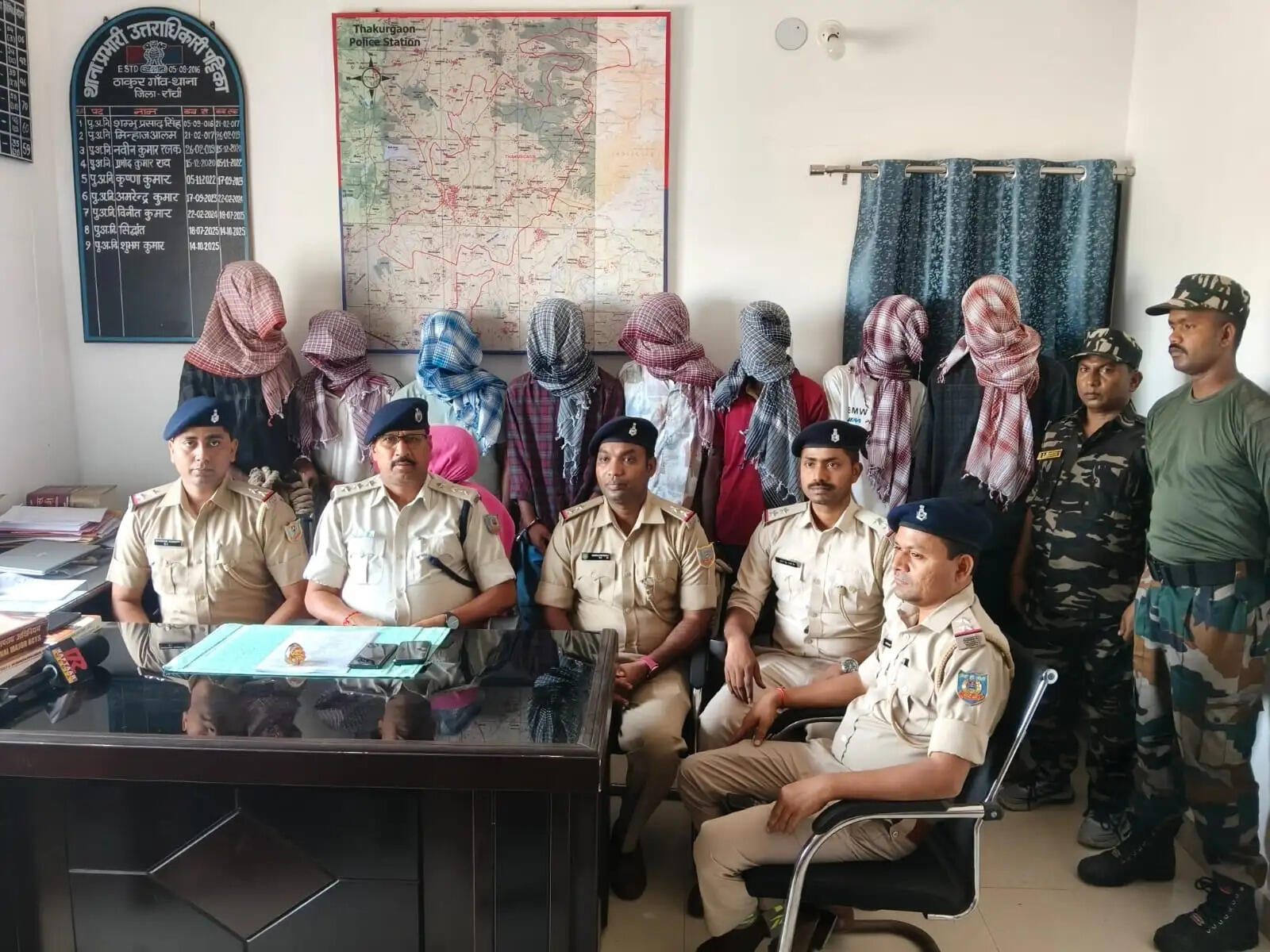 मांडर सामूहिक दुष्कर्म मामले में पुलिस ने आठ आरोपितों को किया गिरफ्तार