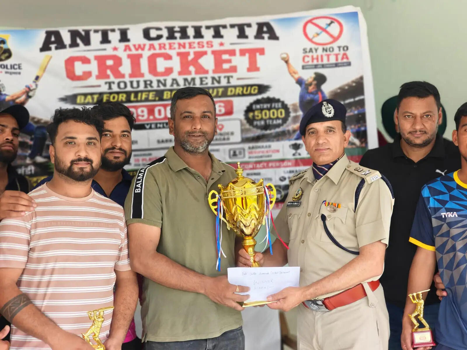 एंटी चिट्टा जागरूकता क्रिकेट टूर्नामेंट में फ्रेंड्स इलेवन ने मारी बाजी