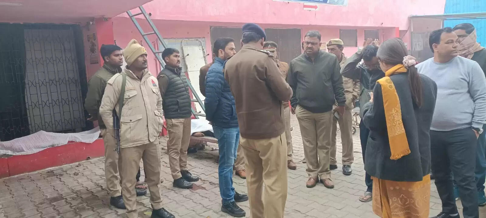 उप्र के लखीमपुर में भीषण सड़क हादसे में दंपति समेत तीन की मौत, मुख्यमंत्री योगी ने लिया संज्ञान