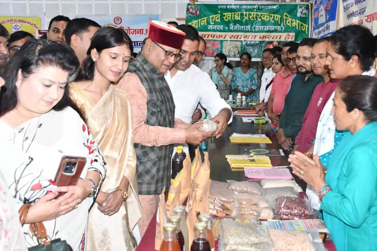प्रभारी मंत्री ने सुनी जनसमस्याएं, अधिकारियों को दिए त्वरित निस्तारण के निर्देश