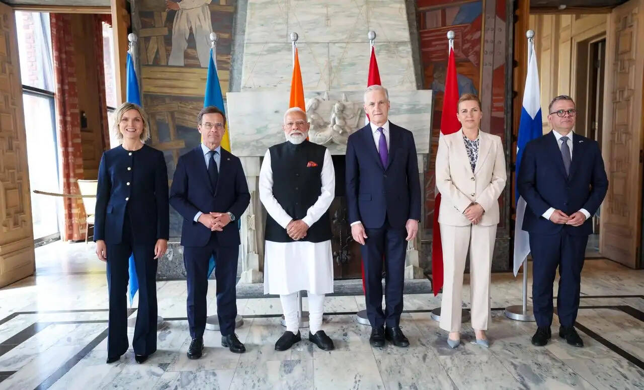 भारत-नार्डिक शिखर सम्मेलनः हरित विकास, प्रौद्योगिकी और निवेश बढ़ाने पर बनी सहमति