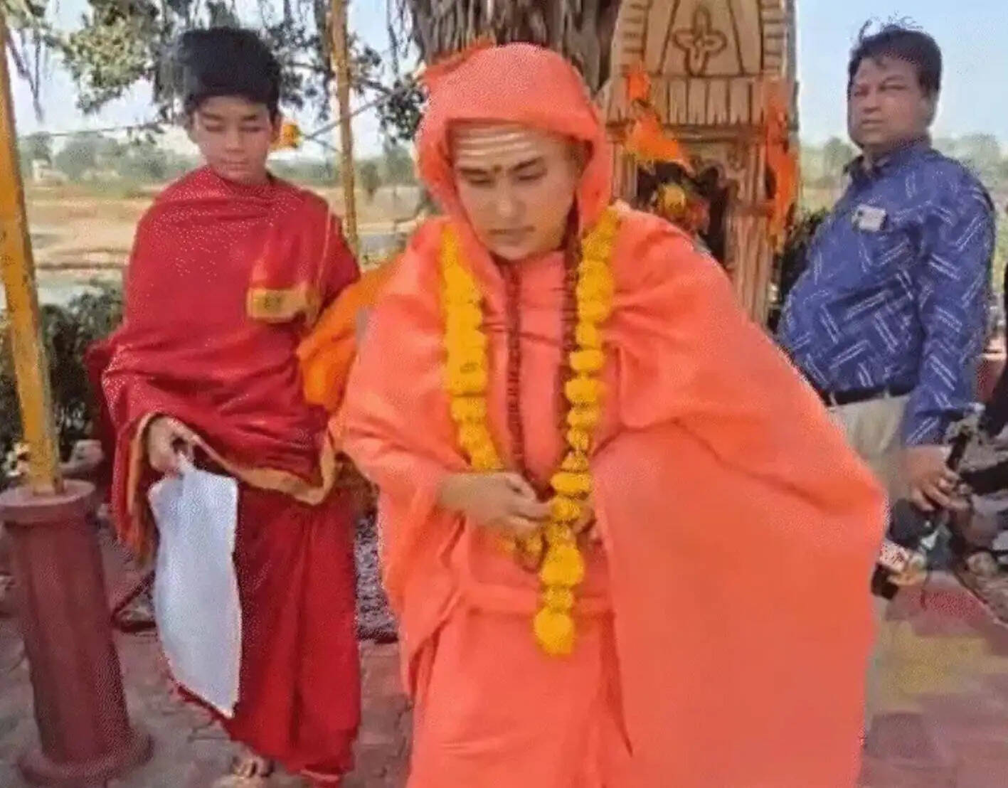 उज्जैन में सिलीगुड़ी की युवती बनी संन्यासी