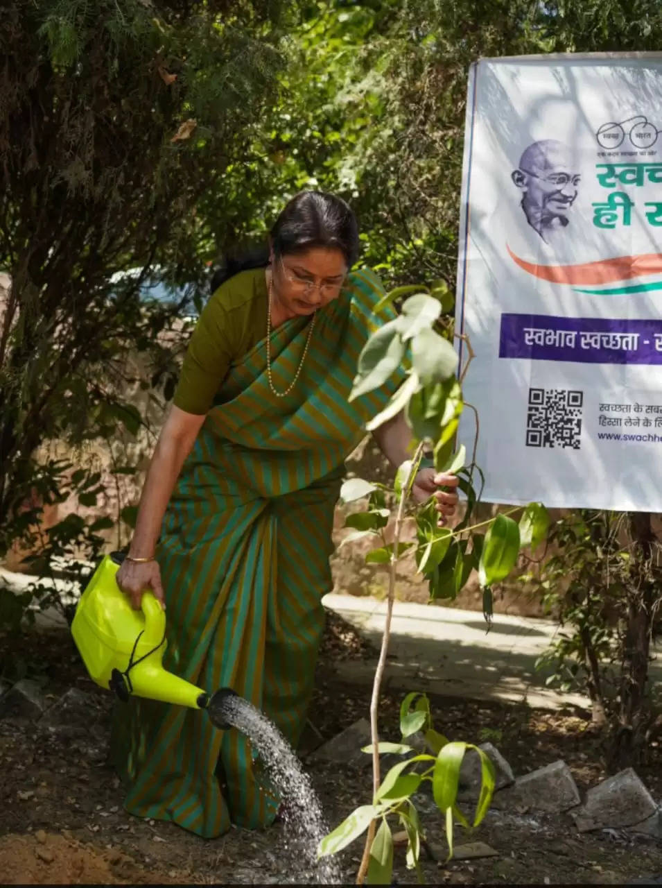 अन्नपूर्णा देवी ने कारा के नए कार्यालय परिसर में किया पौधरोपण