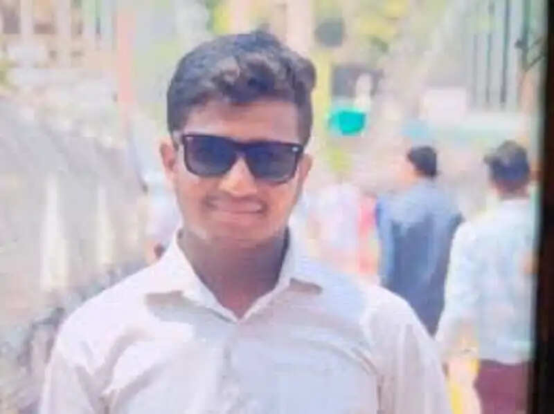 इंदौर:&nbsp;सगाई टूटने की रंजिश में&nbsp;युवक&nbsp;ने मंगेतर की मां की गहरी खाई में धक्का देकर की&nbsp;हत्या,&nbsp;250 फीट गहराई से शव बरामद