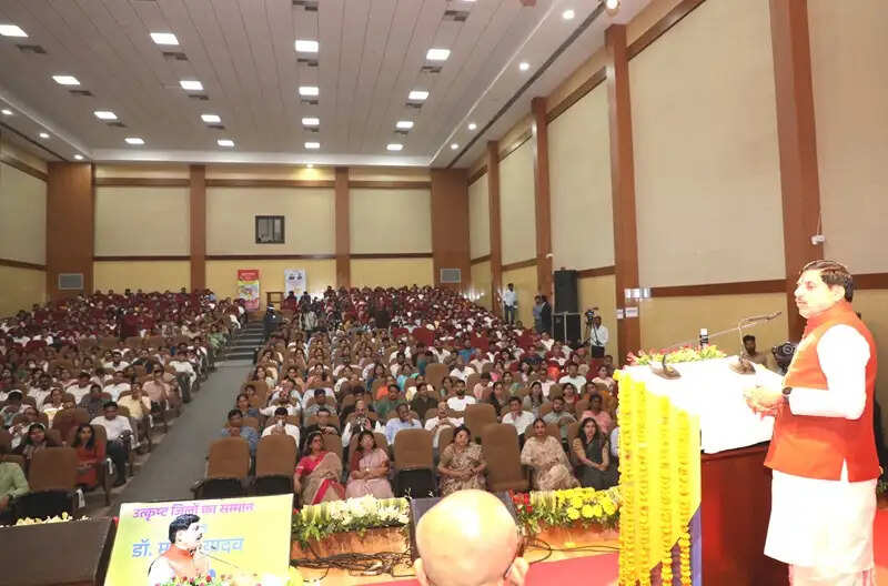 स्वास्थ्य क्षेत्र में जनभागीदारी से मध्य प्रदेश बना है अग्रणी : मुख्यमंत्री डॉ. यादव