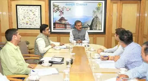 मुख्यमंत्री ने ज़िला कांगड़ा में विभिन्न विकास परियोजनाओं की समीक्षा की