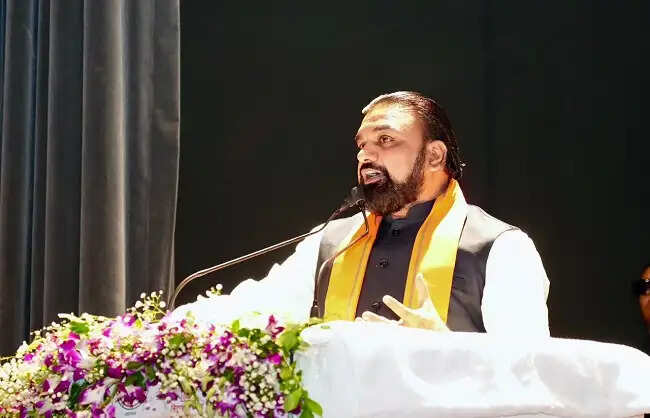 मुख्यमंत्री ने जीविका के 2,446 नवचयनित अभ्यर्थियों को बांटे नियुक्ति पत्र