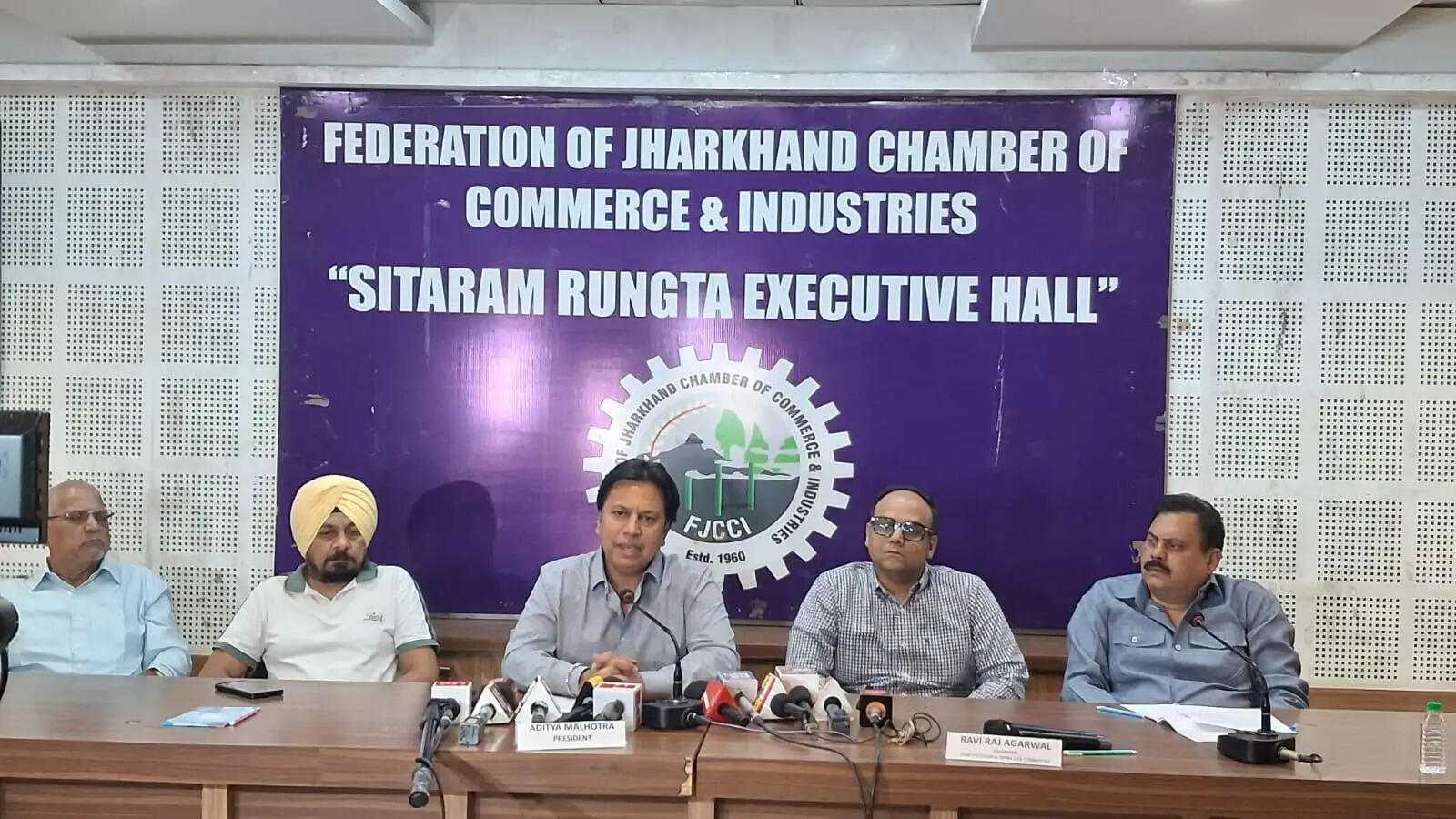 झारखंड में बिटुमिन की कमी से कीमतें बढने पर चेंबर ने की सरकार से डिपो बनाने की मांग