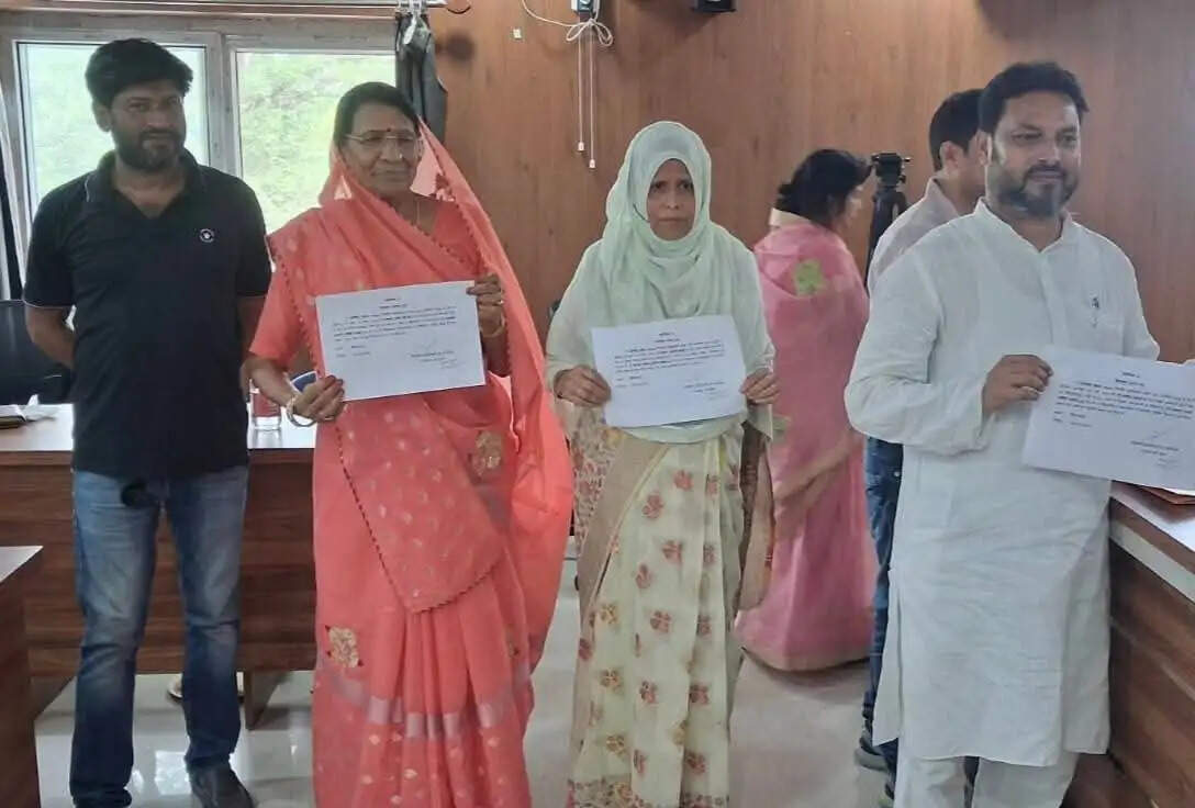 नगर परिषद की सशक्त स्थायी समिति का चुनाव संपन्न, अजमेरी, आर्ची और जमशेद बने सदस्य