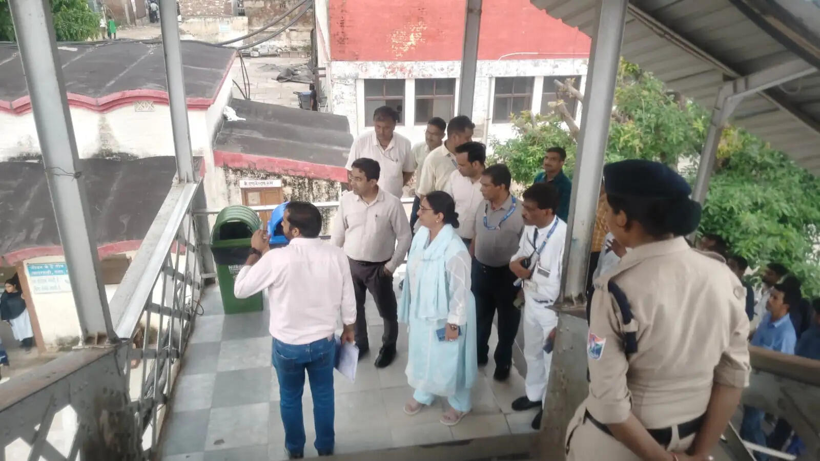 अमृत भारत स्टेशन योजना के तहत रामपुर व शाहजहांपुर स्टेशन पर उच्च गुणवत्ता के साथ पूर्ण करें कार्य : डीआरएम