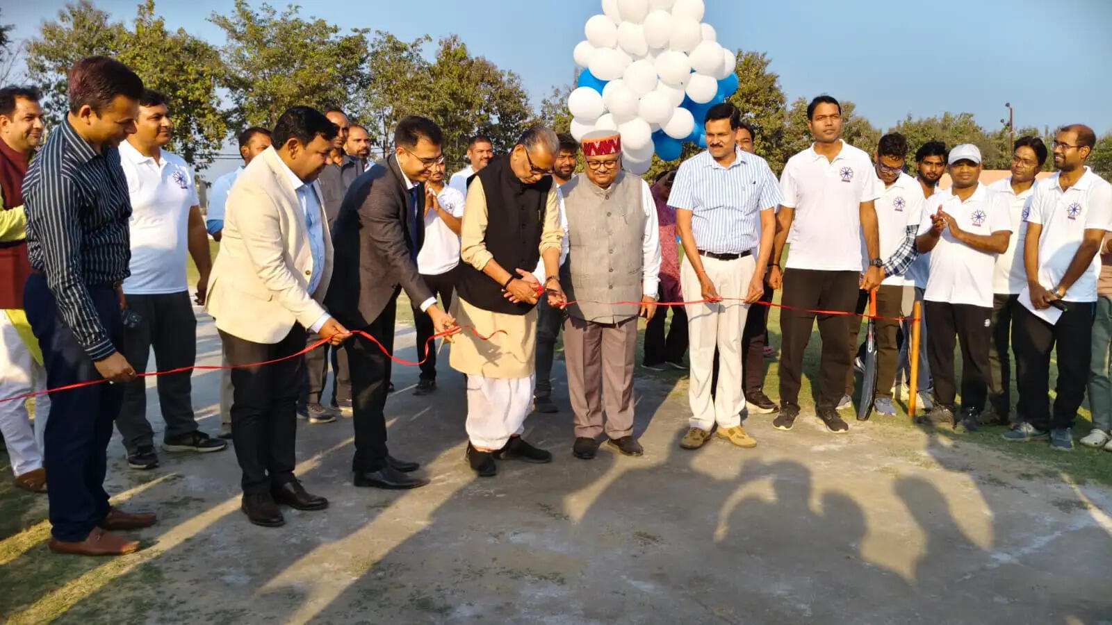 एमजीसीयू में खेल उत्सव ‘उमंग 2026’ का सांसद एवं डीएम ने किया शुभारंभ