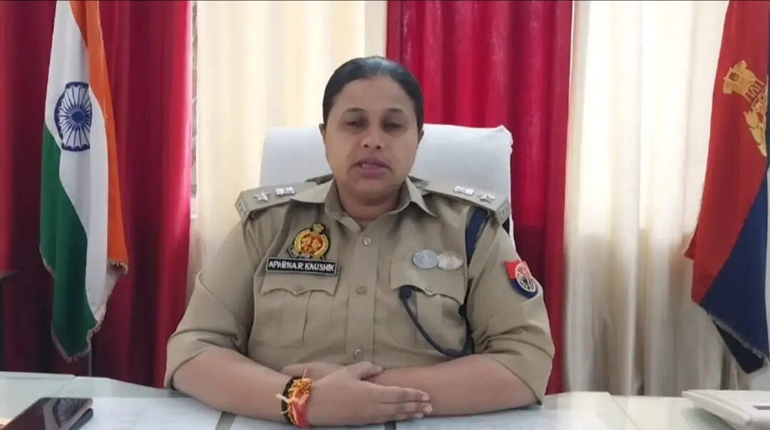 देश के 25 चर्चित पुलिस कप्तानों में मीरजापुर की एसपी अपर्णा रजत कौशिक
