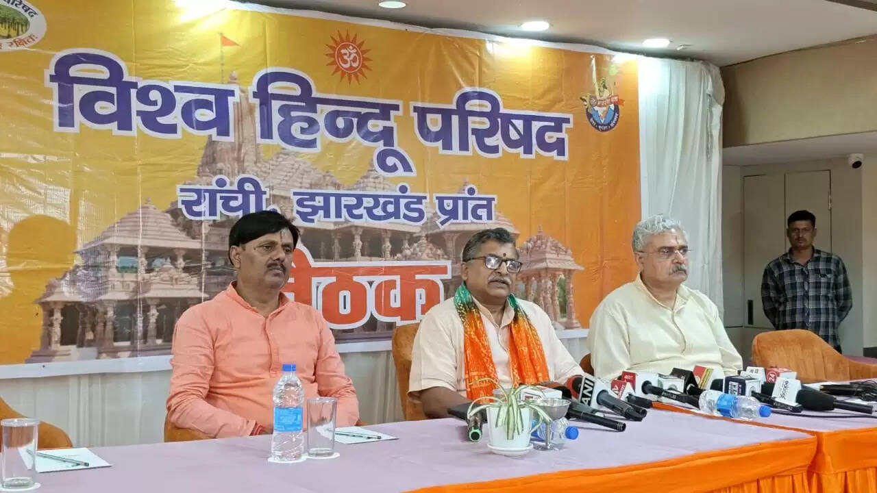 गौ तस्करी, लव जिहाद और घुसपैठ चिंता के विषय हैं : मिलिंद परांडे