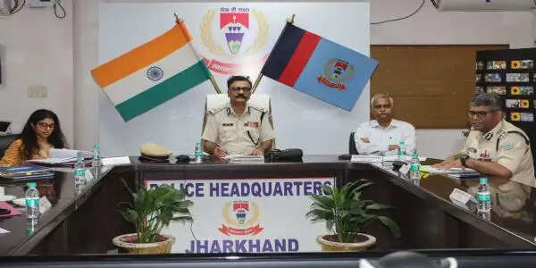 आईजी और डीआईजी अपने क्षेत्राधिकार में प्रतिनियुक्त वाहिनी का करेंगे निरीक्षण: डीजीपी