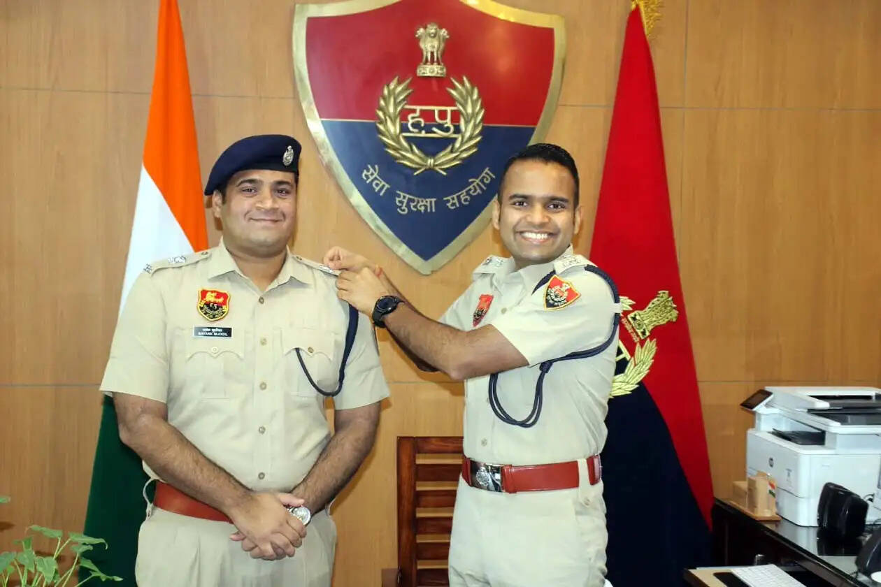 हिसार के एएसपी मयंक मुदगिल पदोन्नत होकर बने अतिरिक्त पुलिस अधीक्षक