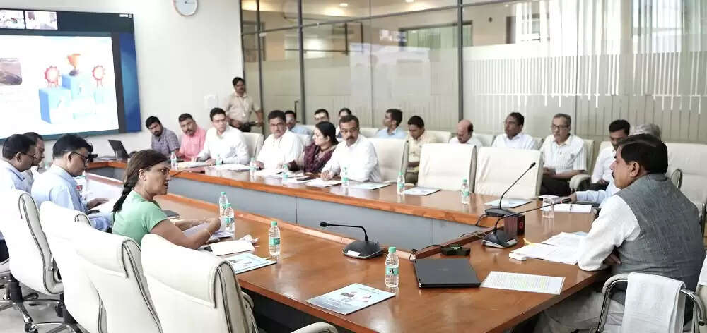 जल गंगा संवर्धन अभियान को नागरिकों-जनप्रतिनिधियों के सहयोग से बनाएं सफल : मुख्यमंत्री डॉ. यादव