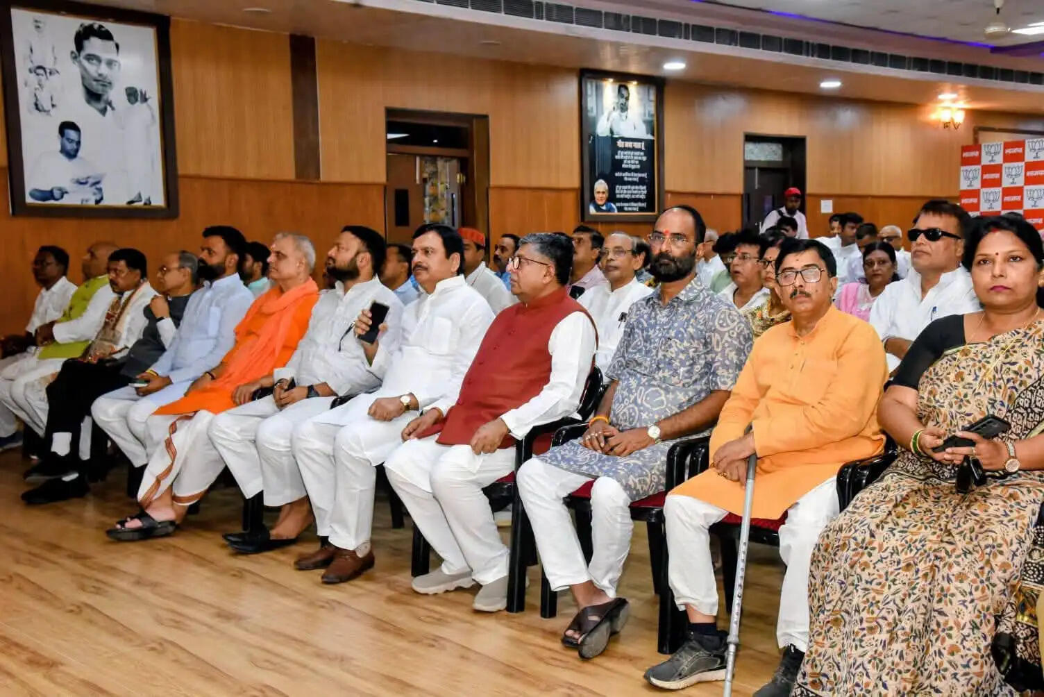 प्रधानमंत्री मोदी के प्रेरक संदेशों से राष्ट्रनिर्माण के संकल्प को मिलती है नई ऊर्जा : रविशंकर प्रसाद