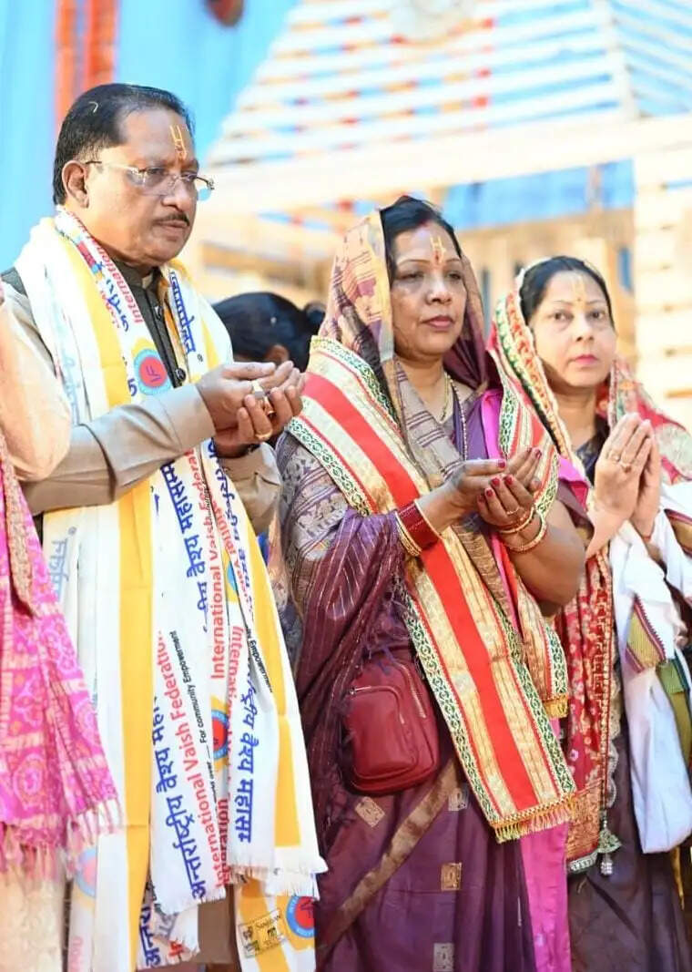 श्रीमद्भागवत कथा समाज को संस्कृति और संस्कारों से जोड़ने का सशक्त माध्यम : मुख्यमंत्री साय
