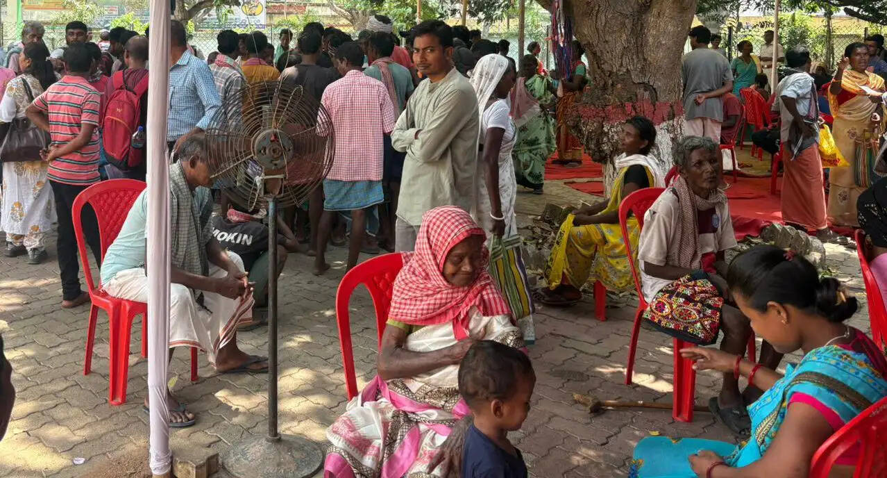 जीतपुर खनन परियोजना के लिए मुआवजा वितरण शुरू