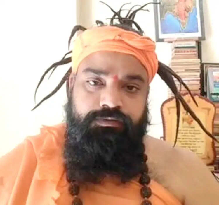 स्वामी प्रबोधानंद ने सनातन परंपरा का किया अपमान: उमेश पुरी