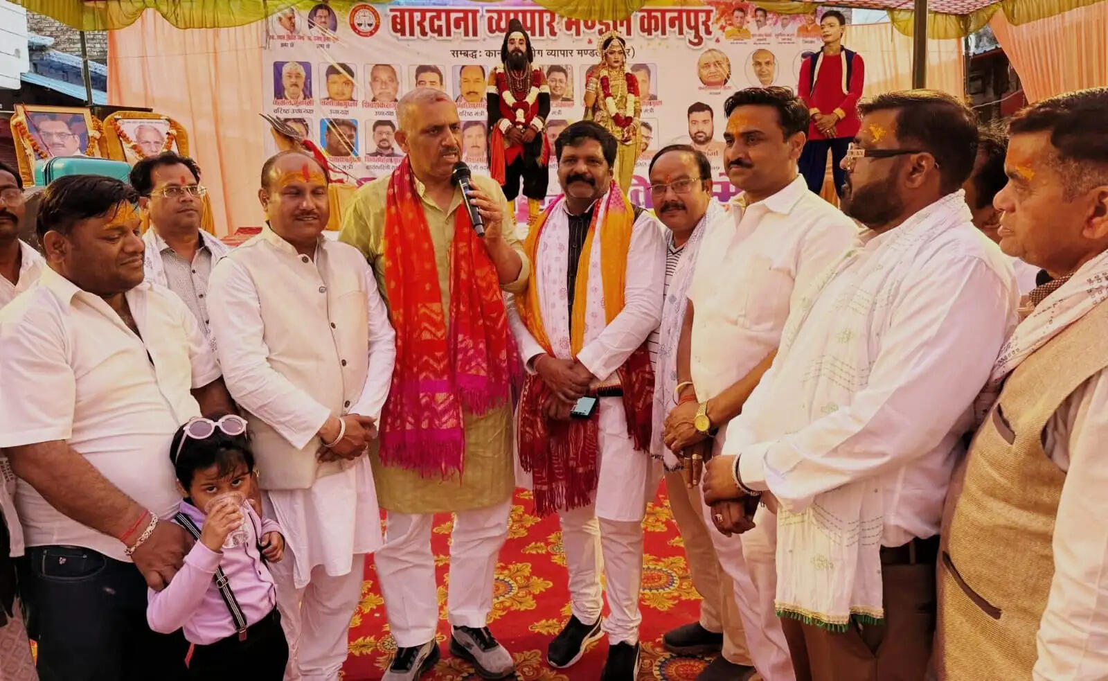 व्यापार केवल लेन-देन नहीं, समाज को जोड़ने वाला माध्यम: मुकुंद मिश्रा