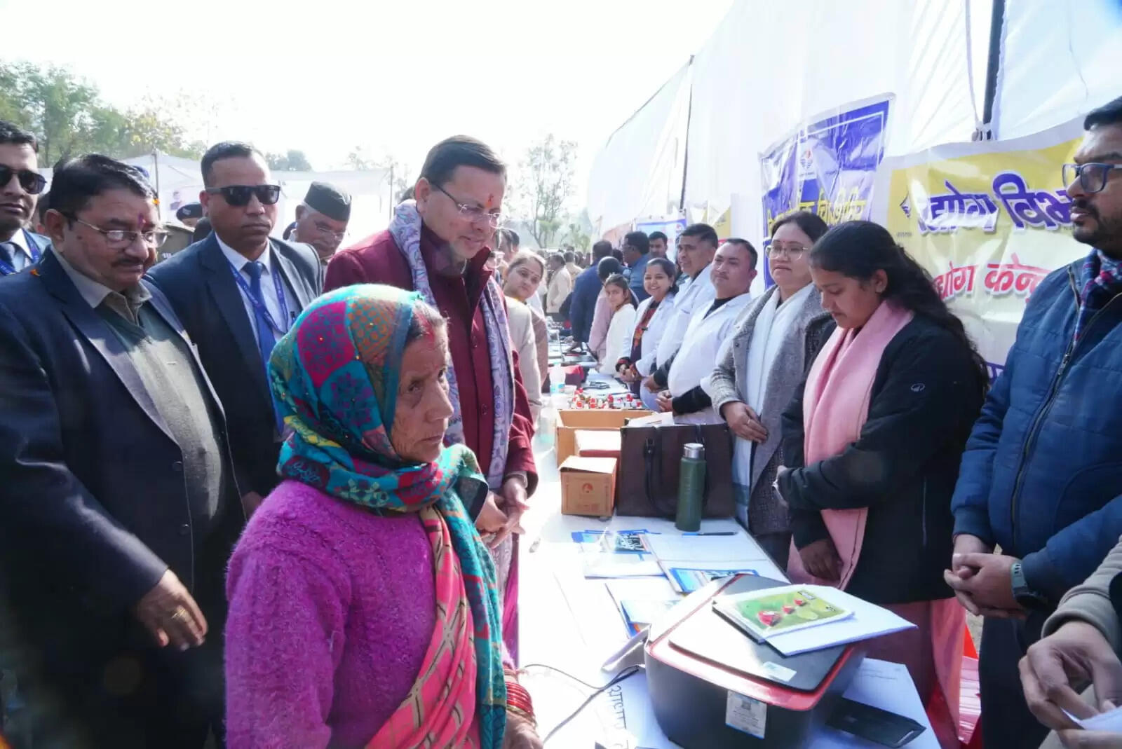मुख्यमंत्री ने ‘जन-जन की सरकार, जन-जन के द्वार‘&nbsp; खैरीमान सिंह में&nbsp; शिविर का किया निरीक्षण