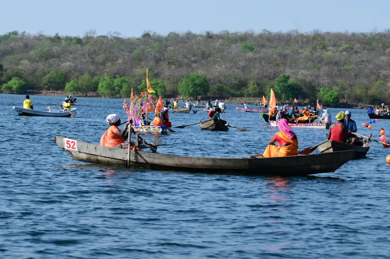 गंगरेल नौकायान उत्सव: महानदी रिवर बोट चैंपियनशिप में धमतरी ने रचा इतिहास