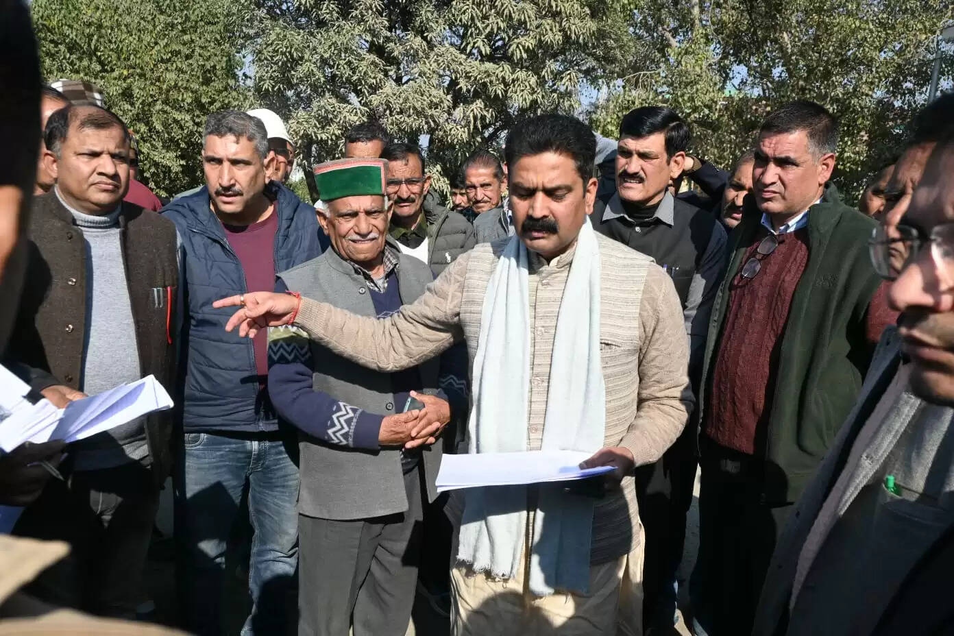 एनएच–03 अवाहदेवी से पाडच्छु तक विधायक चंद्रशेखर ने किया पैदल निरीक्षण