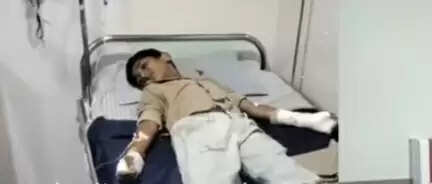 धारः पतंग उड़ाते समय 13 वर्षीय बालक को करंट लगने से बुरी तरह झुलसा