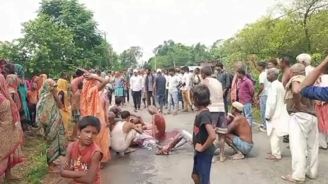 घर में आज था रिसेप्शन का भोज, इधर सड़क दुर्घटना में भाई की मौत