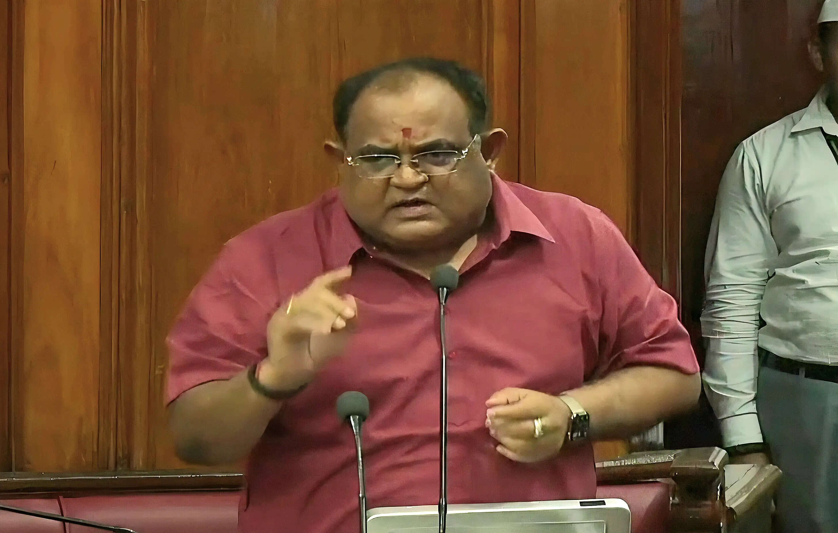 विधान परिषद में एमएलसी सच्चिदानंद राय ने पंचायत प्रतिनिधियों को वेतन-पेंशन देने का किया मांग